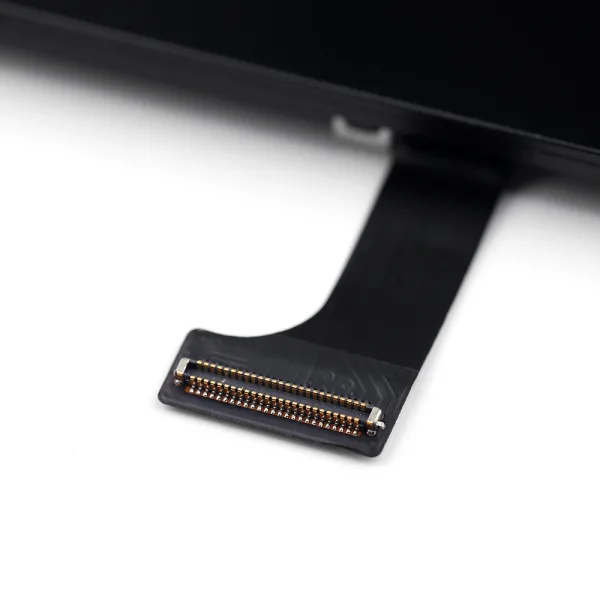 iPhone 15 pro screen with ic transfer